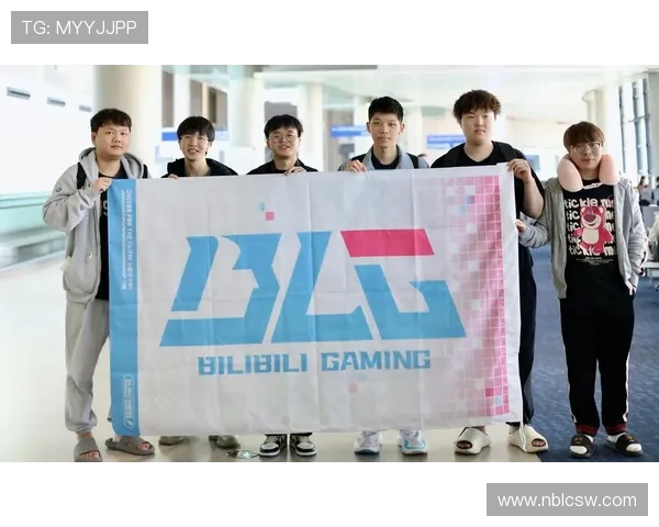 英雄联盟战队BLG的灵活战术解析与精彩表现全景揭秘 英雄联盟战队BLG的灵活战术解析与精彩表现全景揭秘